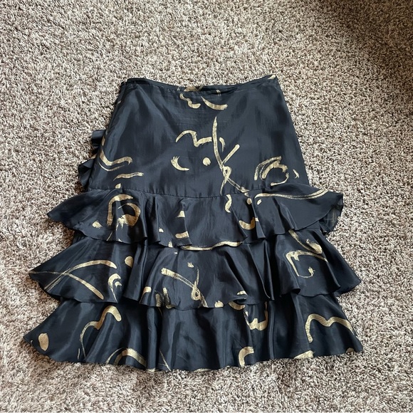 Ralph Lauren Black and Gold Silk Skirt - 8 - Picture 2 of 5